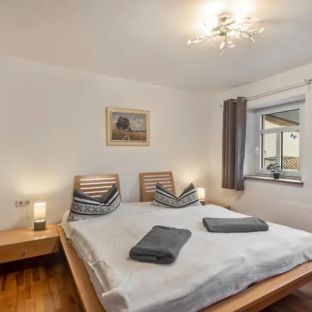 بيت للعطل Eifellandhaus *