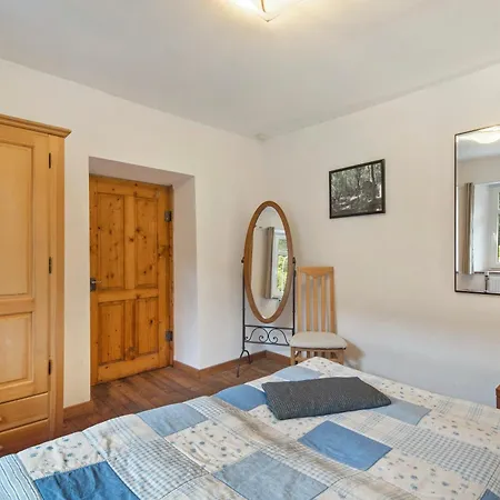 Eifellandhaus بيت للعطل Zweifelscheid