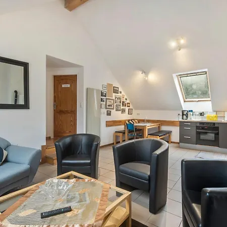 Eifellandhaus بيت للعطل Zweifelscheid