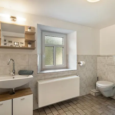 Nyaraló Eifellandhaus *